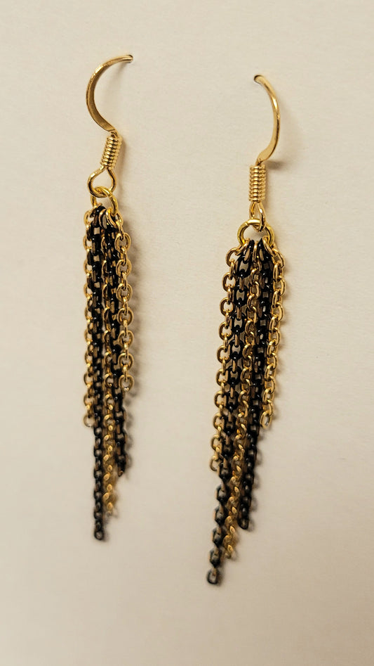 Black & Gold staggered chain earrings