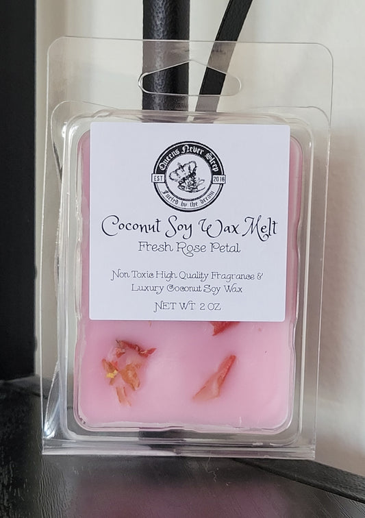 Fresh Rose Petals | Wax Melt Clamshell